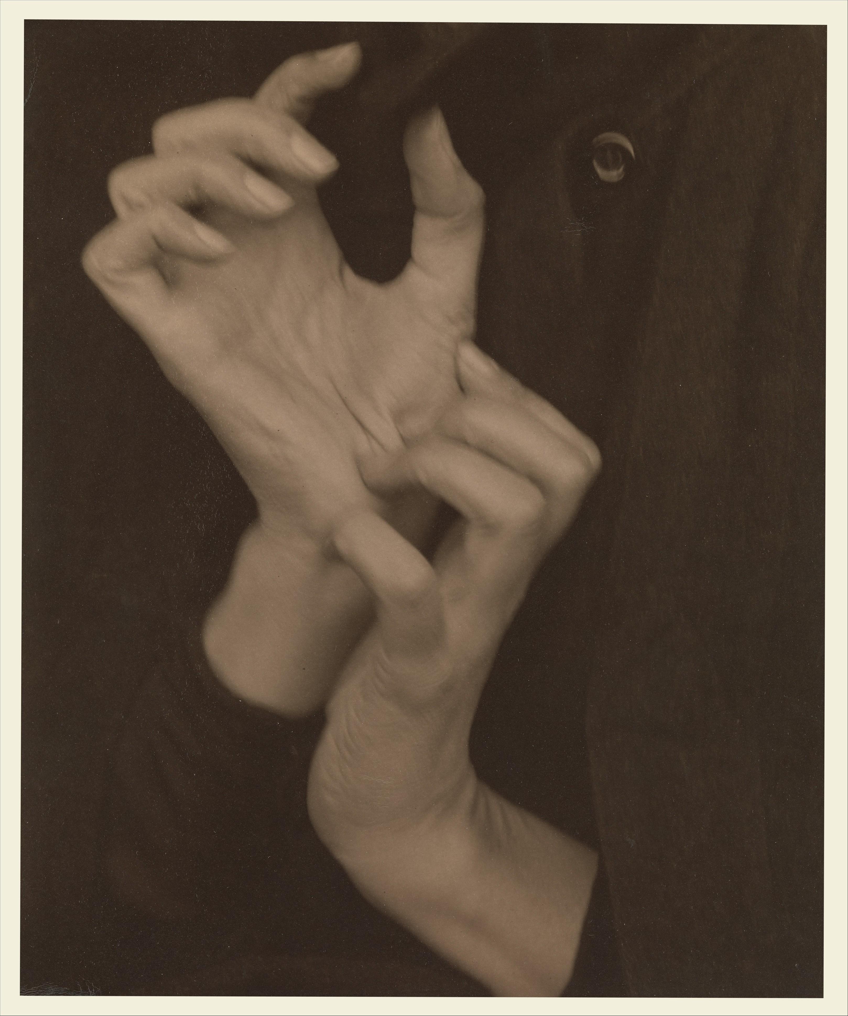 Georgia O'Keeffe — Hands — Alfred Stieglitz