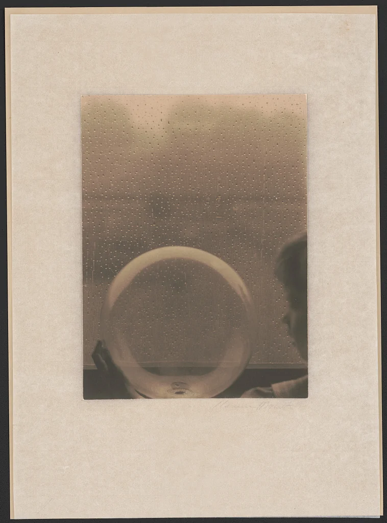 Drops of Rain (Dew Drops) — Clarence H. White