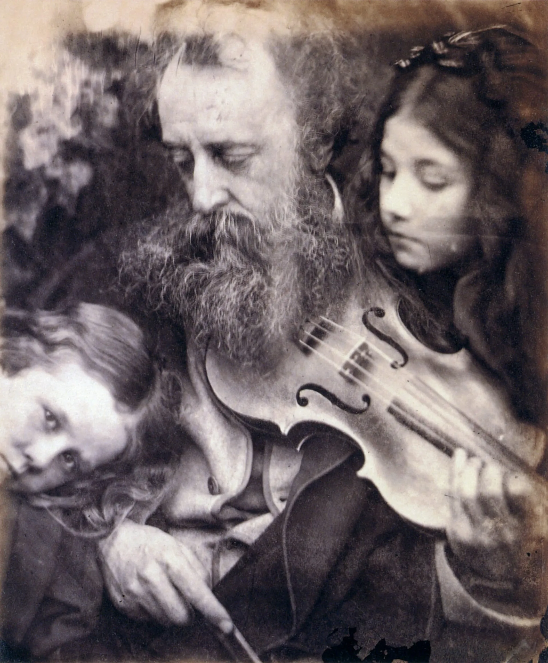 Le Murmure de la Muse — Julia Margaret Cameron