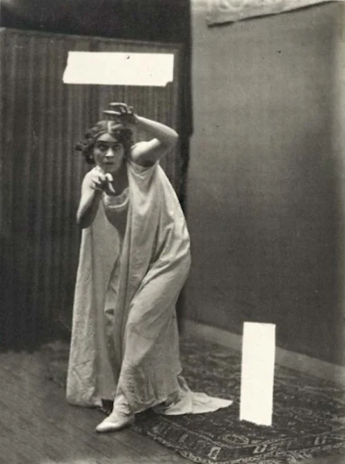 Magdeleine Guipet — Robert Demachy
