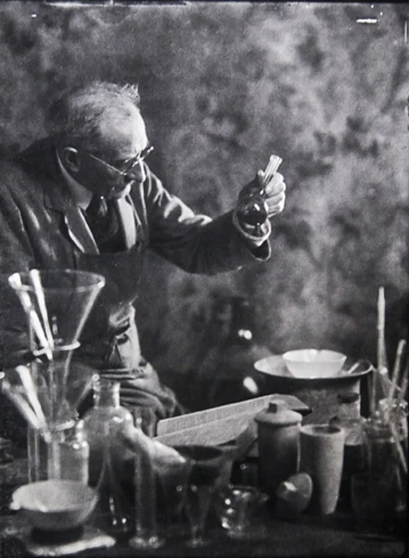 Portrait of Théodore-Henri Fresson in his workshop — Théodore-Henri Fresson